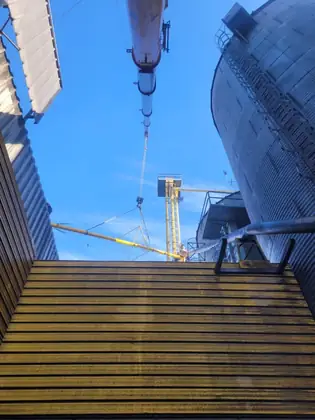 Trabajo de izaje y transporte en terreno, foto 69 de 109