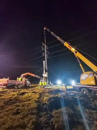 Trabajo de izaje y transporte en terreno, foto 81 de 109