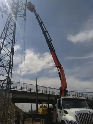 Trabajo de izaje y transporte en terreno, foto 106 de 109